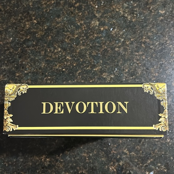 Dolce & Gabbana empty "Devotion" box - Picture 7 of 13